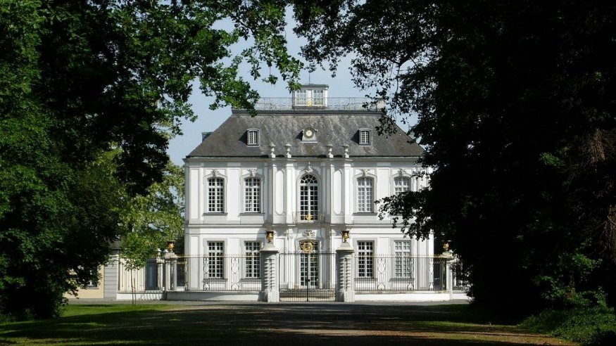 Wanderung von Schloss zu Schloss