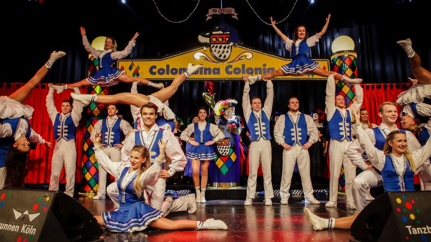 Weiberfastnacht mit den Colombinen in den Balloni Hallen