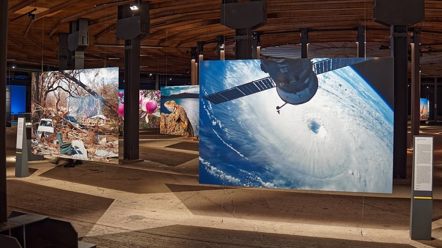 Gasometer Oberhausen: Planet Ozean