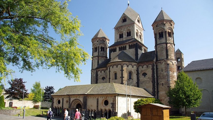 Schlendern und Schlemmern: Gemütlicher Wandersonntag rum das Kloster Maria Laach