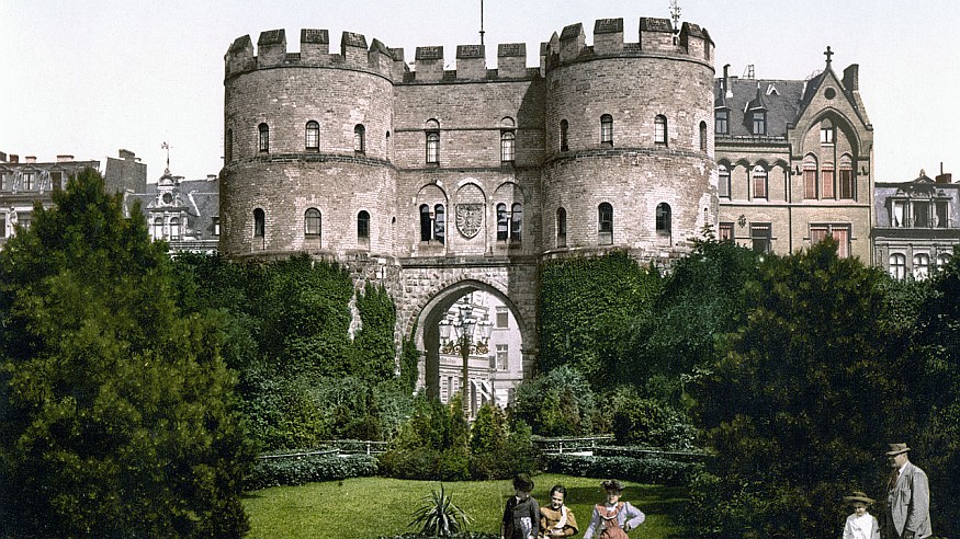 Besichtigung der Hahnentorburg