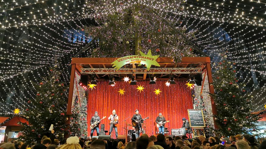 Weihnachtsmarkt am Dom - Die Domstädter Big Band – „Verrockte“ Weihnacht