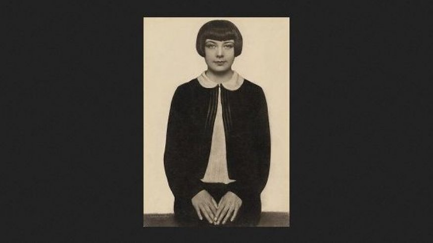 Smile! Wie das Lächeln in die Fotografie kam