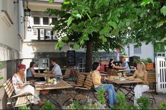 Veedelstreff im Biergarten Badenbaden