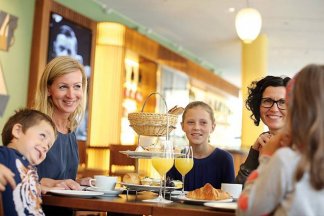 Frühstücken im Funkhaus