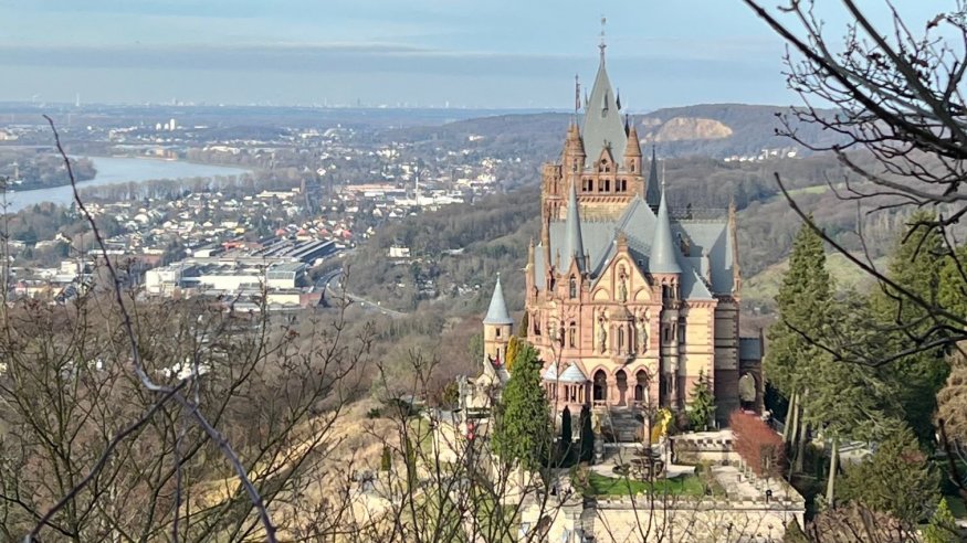 Wanderung durch das Nachtigallental zum Drachenfels