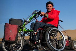 grenzgang Live-Stream: Gegen den Strom – 40 Jahre mit dem Rollstuhl um die Welt