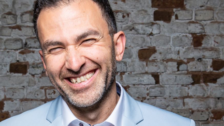 Fatih Çevikkollu: "Fatih Morgana" in der Comedia